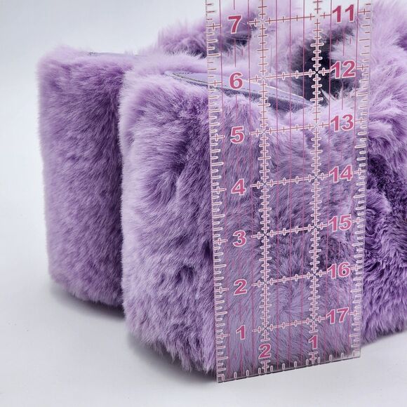 YRU Gravity Light Purple Faux Fur Platform Slides Sandals Size 7 - Picture 10 of 10